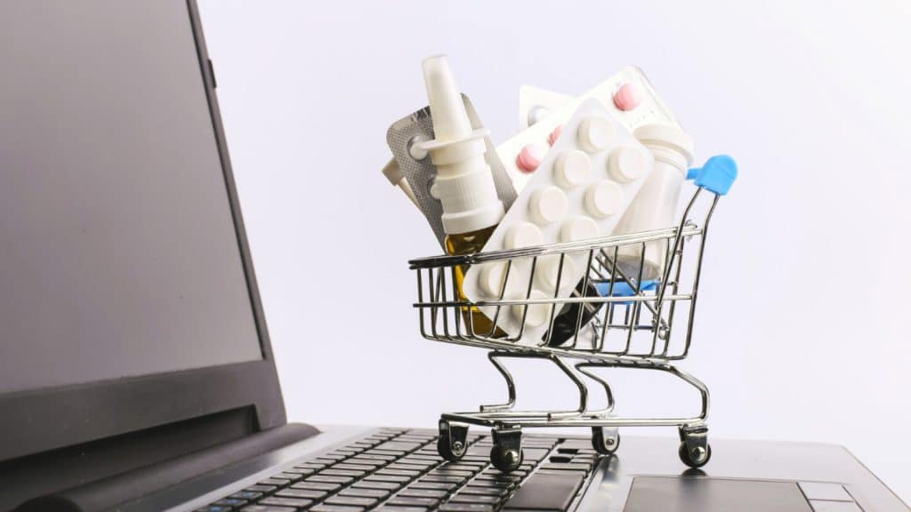 Quelles différences offre Pharmazon pour acheter ses produits de santé en ligne de façon sécurisée ?